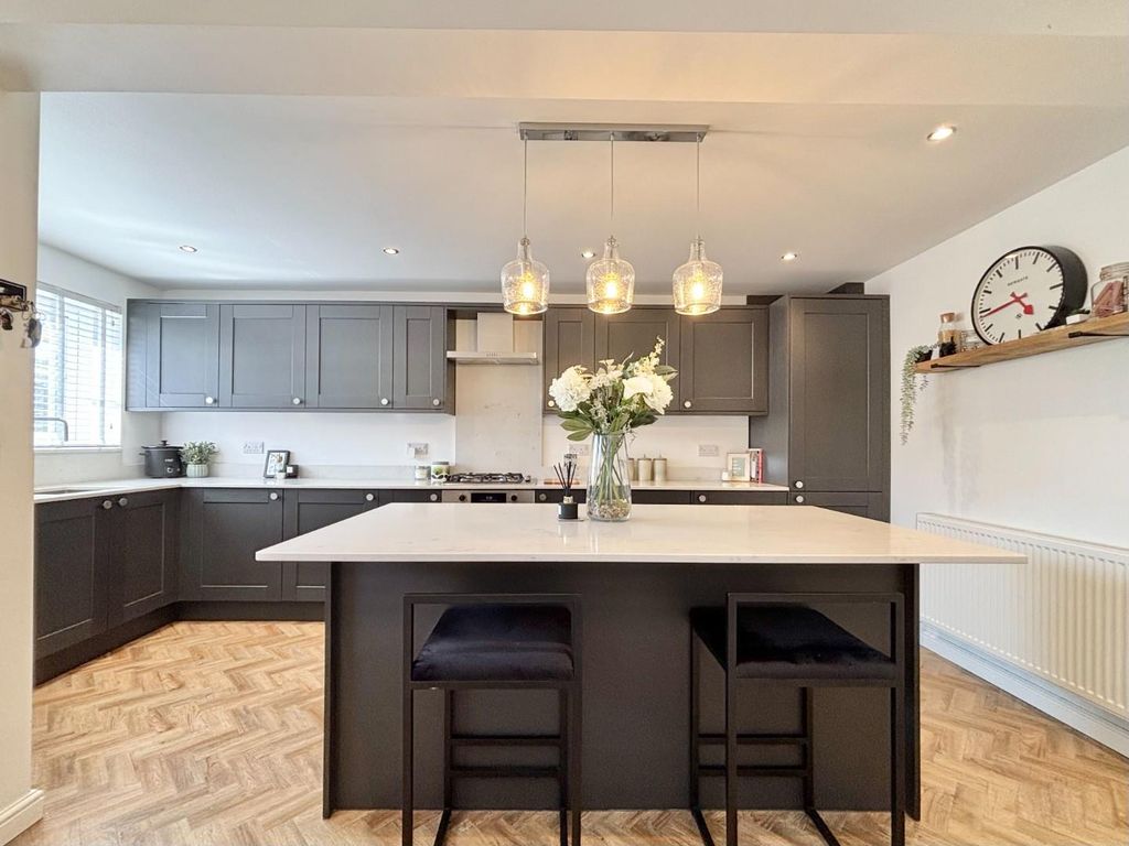 Property photo 3 of 17 Img_8204.Jpg