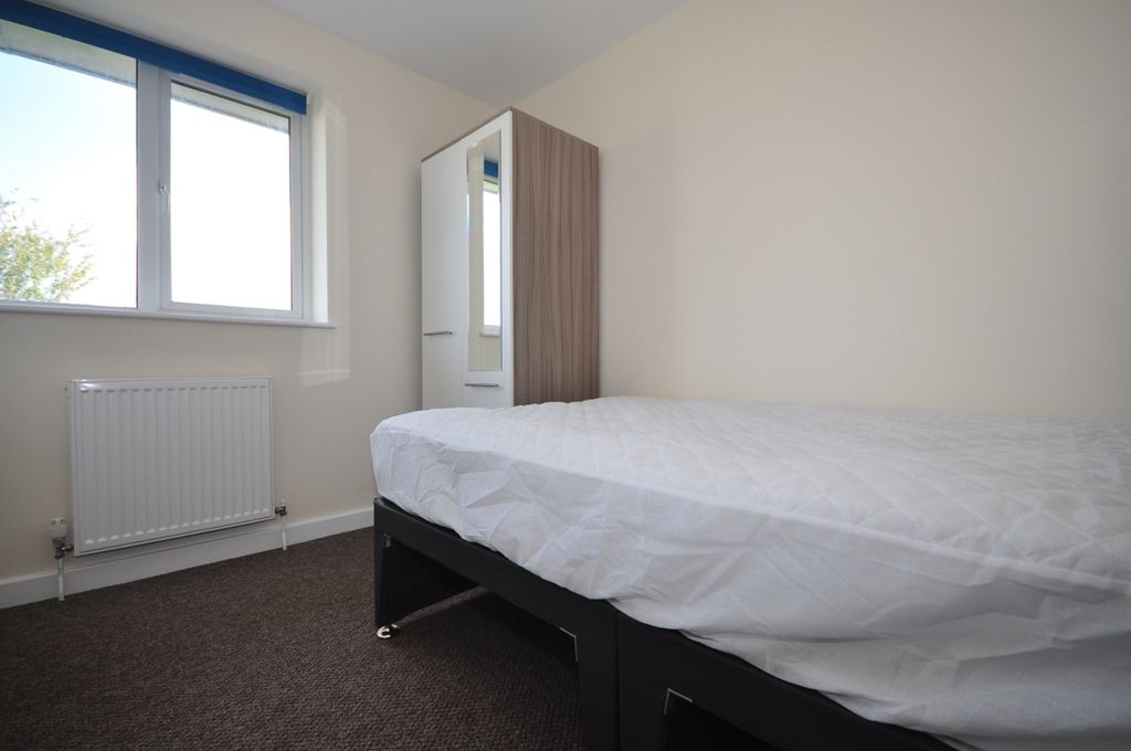 Property photo 1 of 6 Dsc_5284