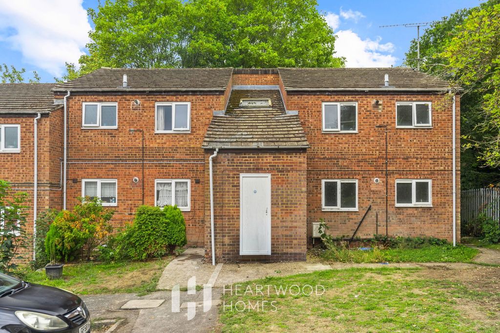 Property photo 1 of 8