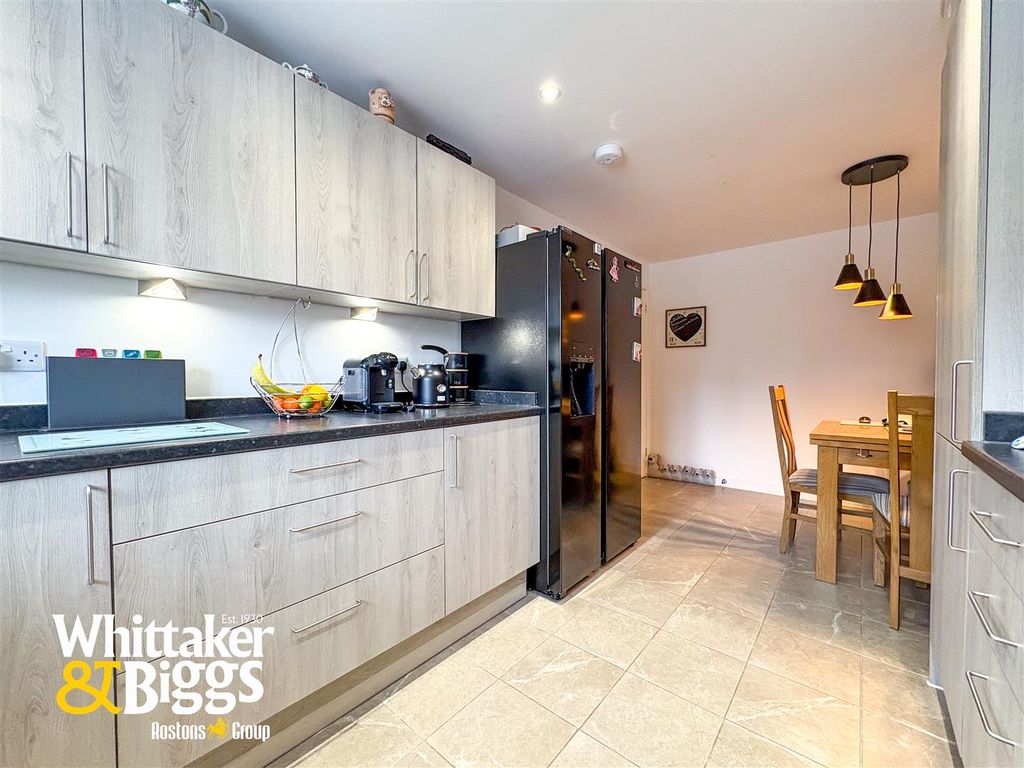 Property photo 2 of 33 20251030_113614781_Ios 1.Jpg