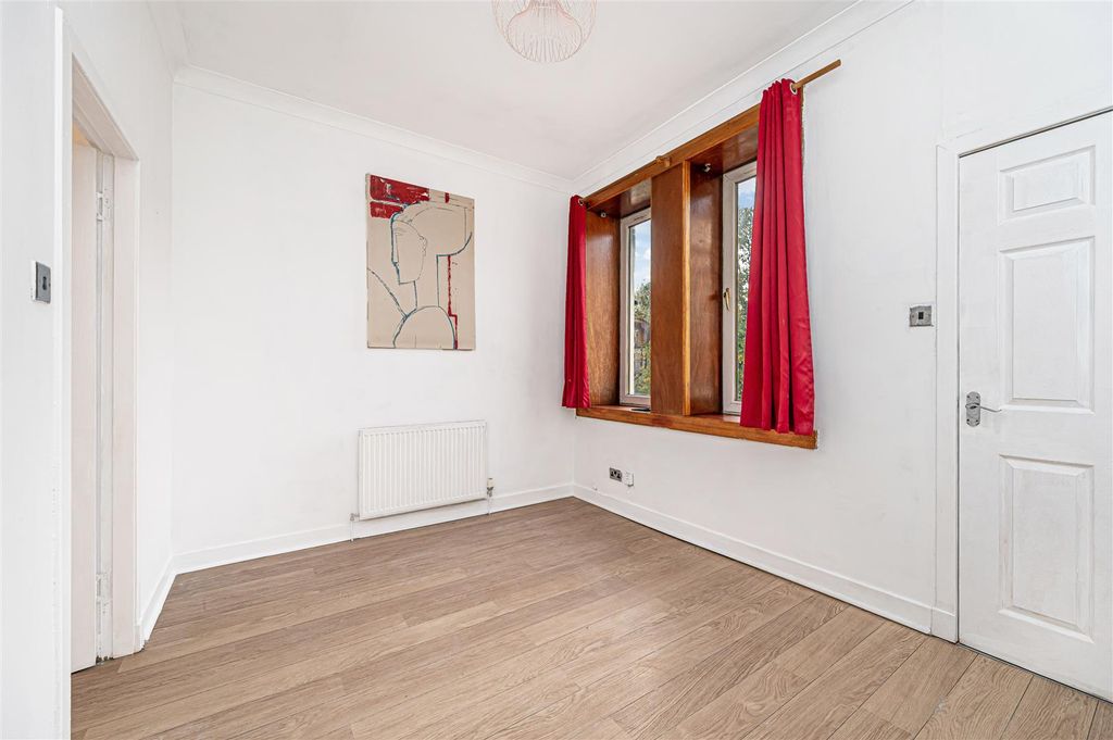 Property photo 3 of 19 Untitled (6 Of 1).Jpg