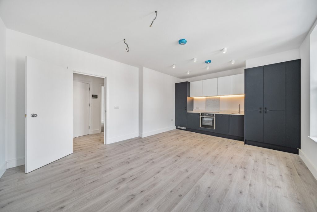 Property photo 1 of 7 1144958 (1)