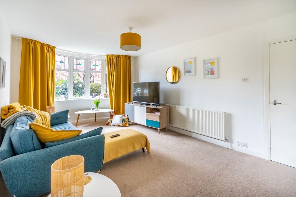Property photo 2 of 12 61Mg-2.Jpg