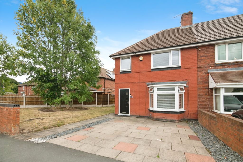 Property photo 2 of 14