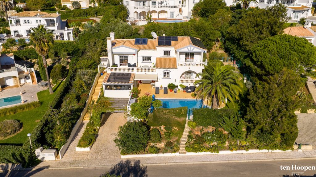 Property photo 2 of 30