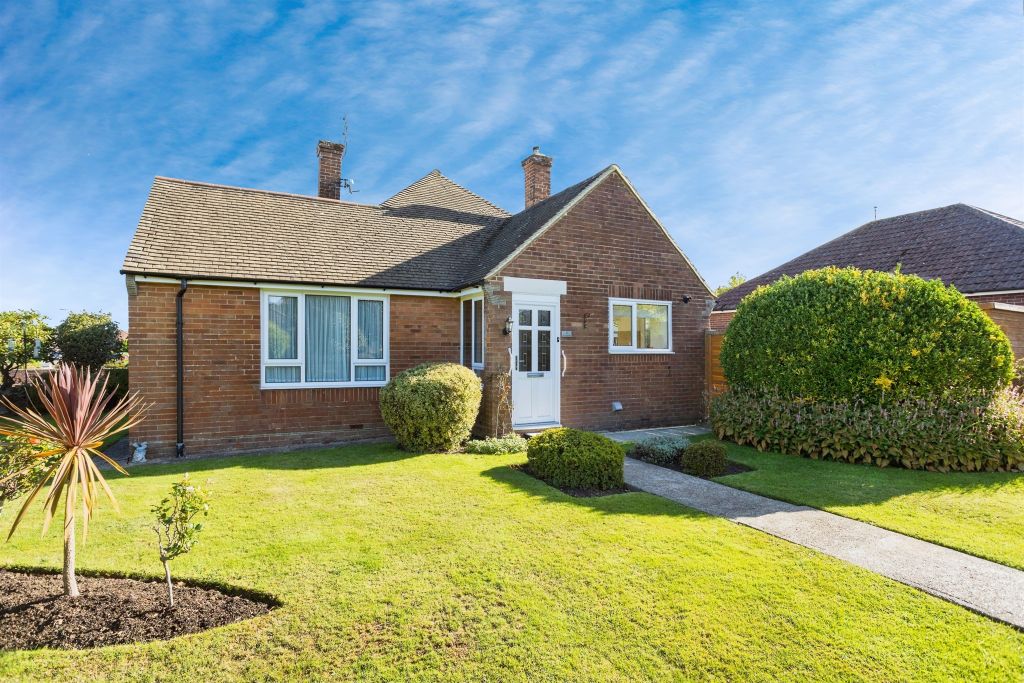 Property photo 1 of 18