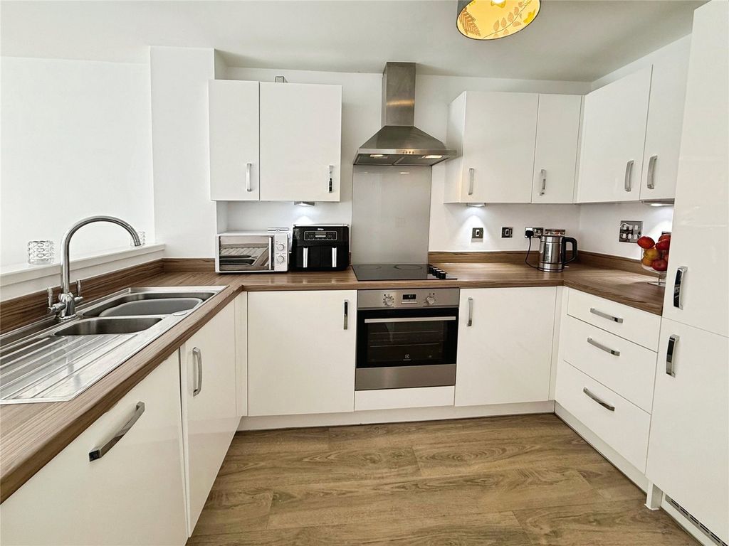 Property photo 3 of 19 Kitchen-Diner