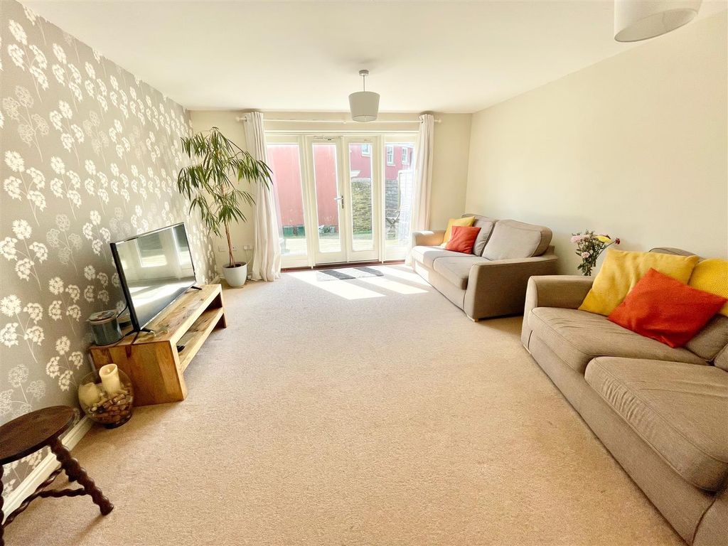 Property photo 2 of 12 Img_1088.Jpeg