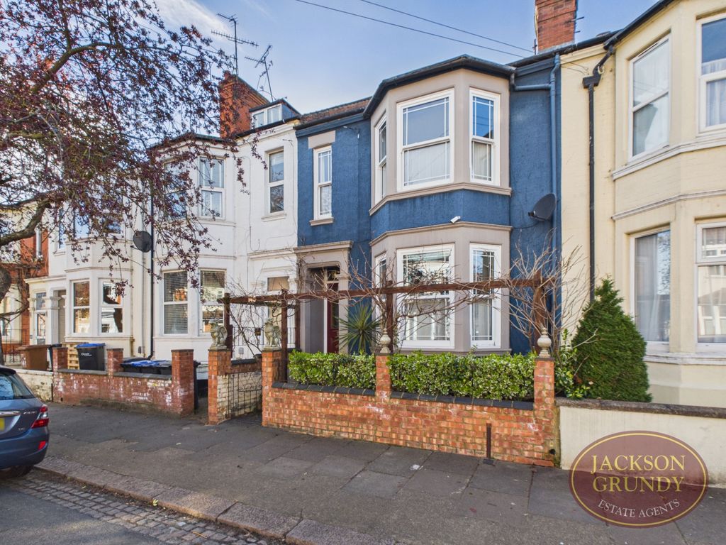 Property photo 1 of 19 Clarence Avenue