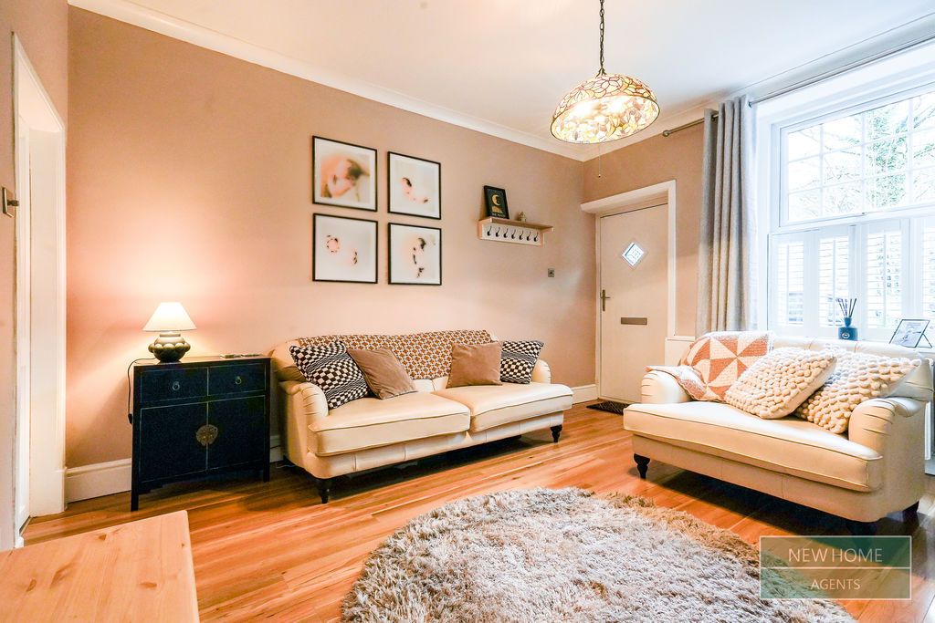 Property photo 3 of 17 Photo 6