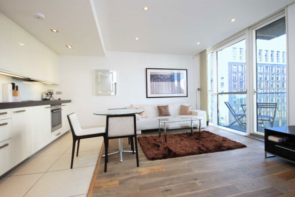 Property photo 2 of 7