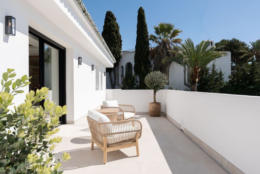 Property photo 3 of 39