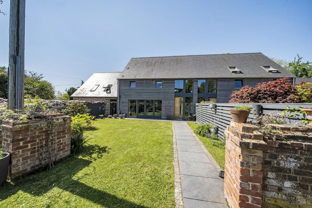 Property photo 1 of 14 Photos