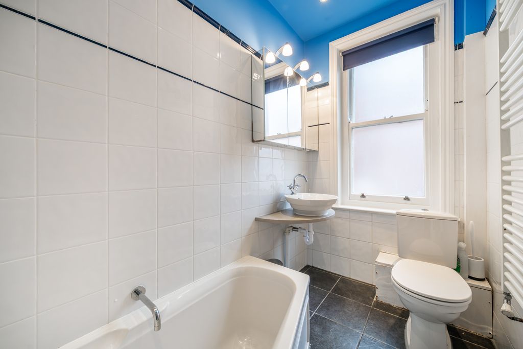 Property photo 1 of 35