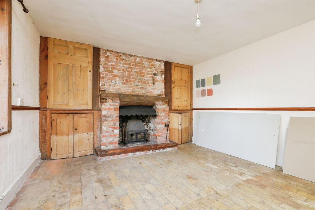 Property photo 3 of 15