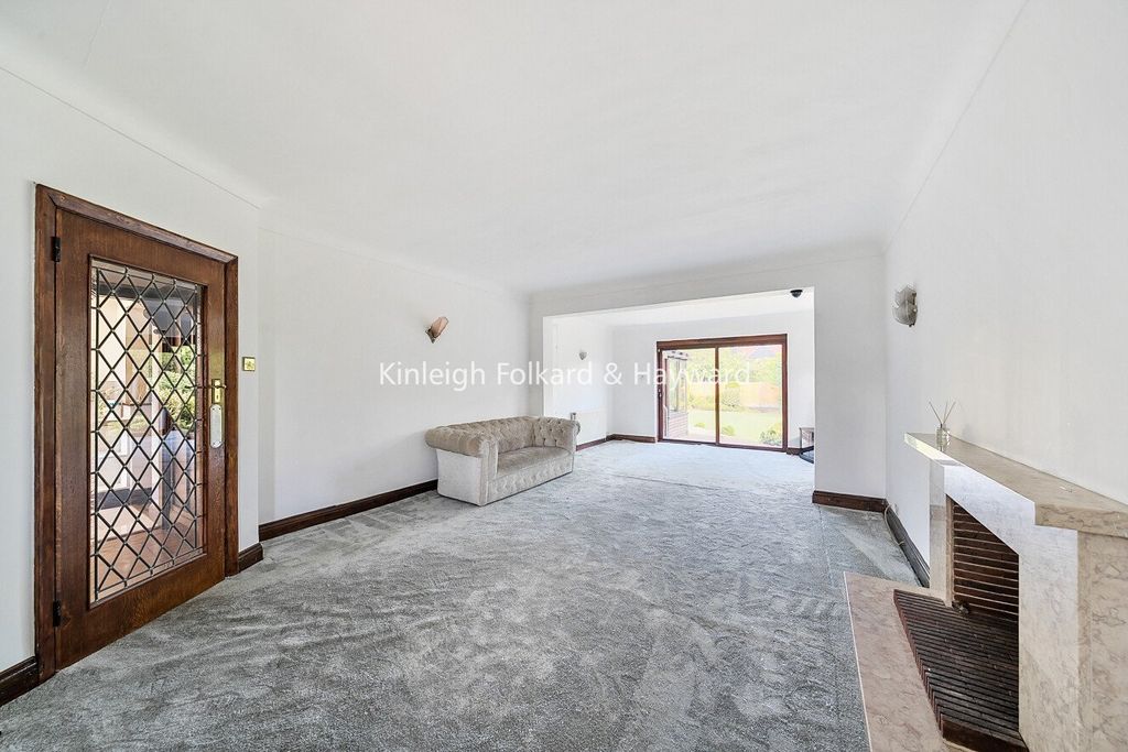 Property photo 3 of 23 Picture No. 09