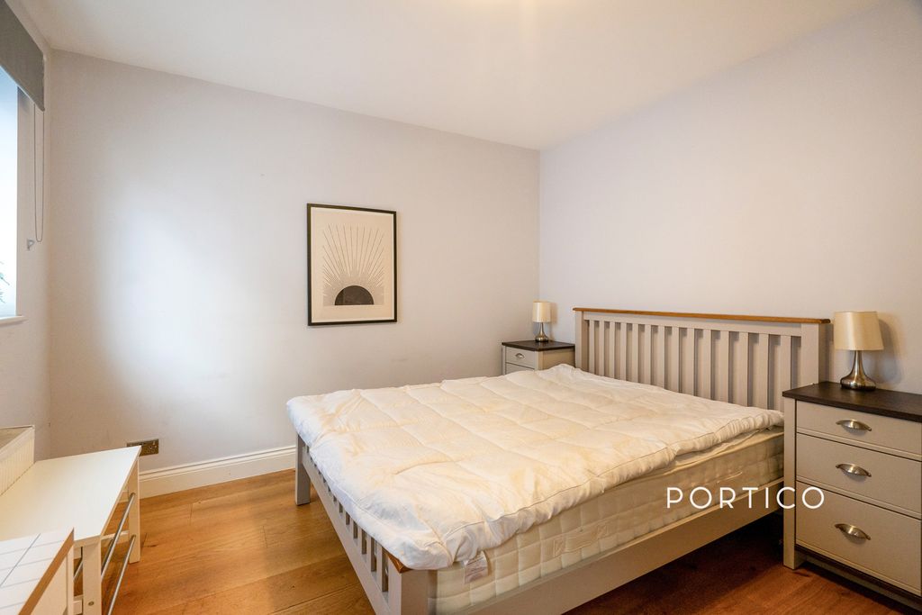 Property photo 2 of 16 Pbox-Img.Jpg