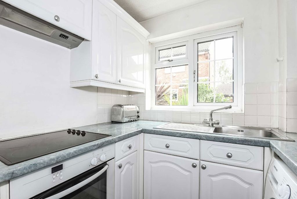 Property photo 2 of 5