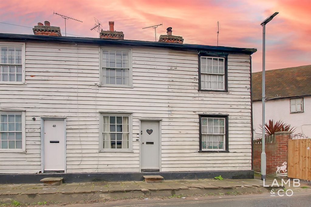 Property photo 1 of 12