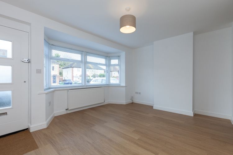 Property photo 3 of 7 251807