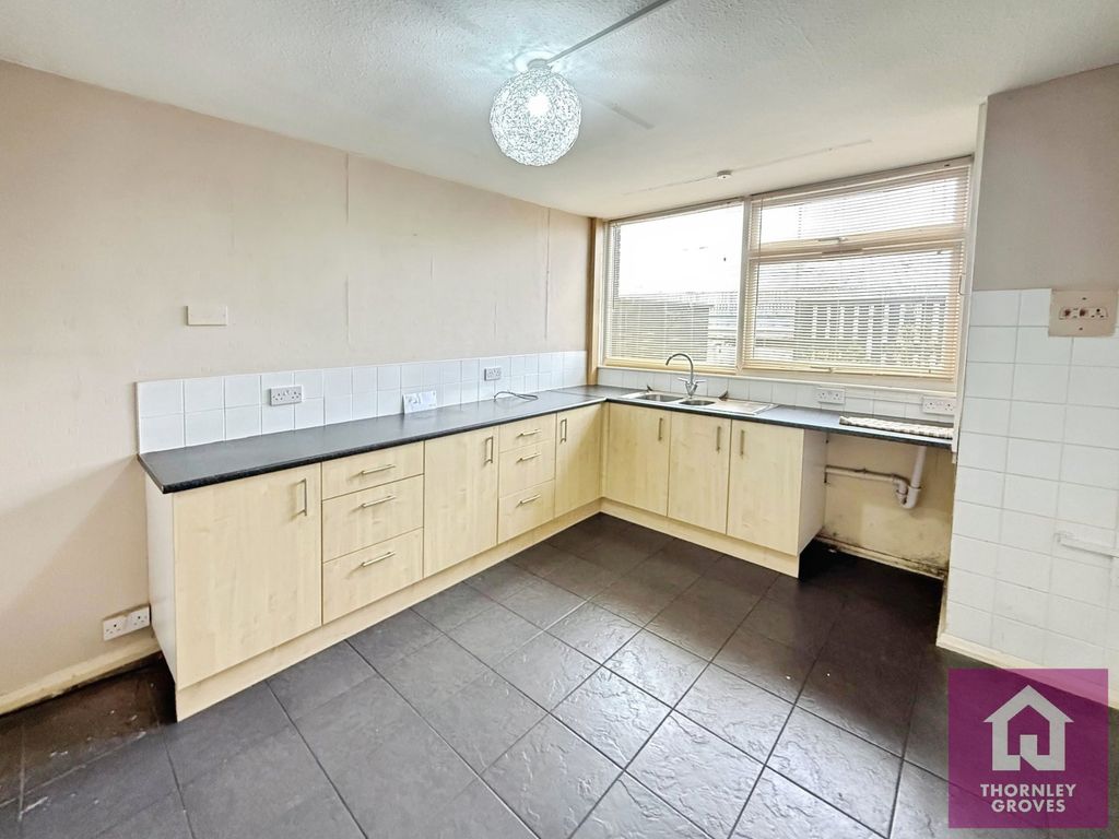 Property photo 3 of 10 Picture No. 01