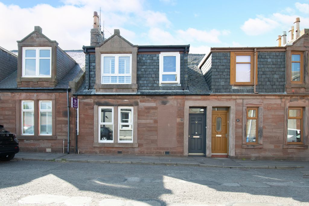 Property photo 1 of 25