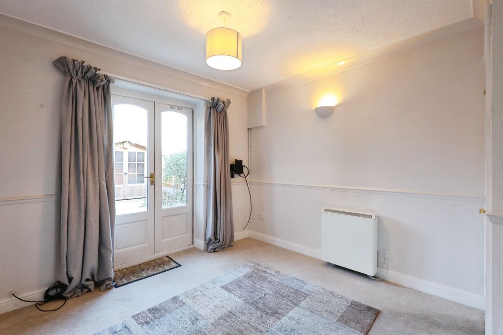 Property photo 3 of 9