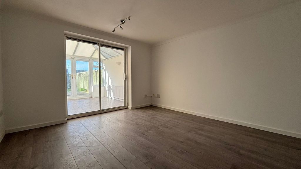 Property photo 3 of 9 Whatsapp Image 2026-04-22 At 3.08.05 Pm.Jpeg