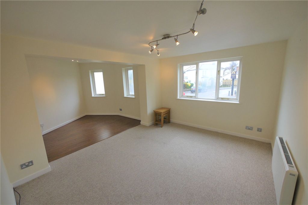 Property photo 2 of 8 Picture No. 02