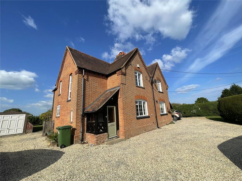 Property photo 1 of 9 Picture No. 16