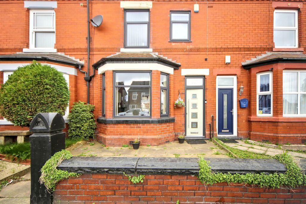 Property photo 1 of 24