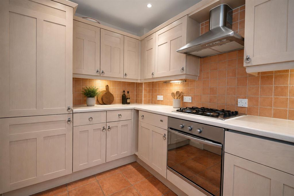 Property photo 3 of 10 Kitchen.Png
