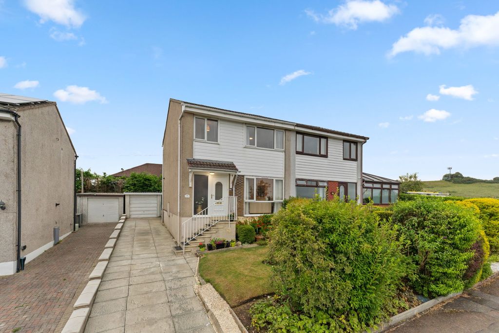 Property photo 1 of 33