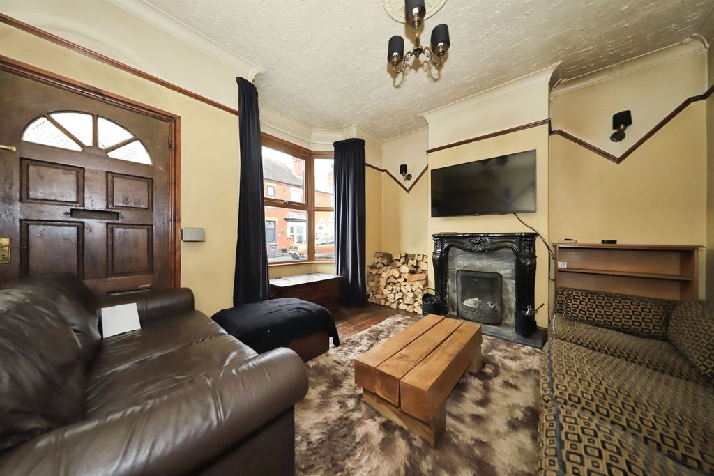 Property photo 2 of 14