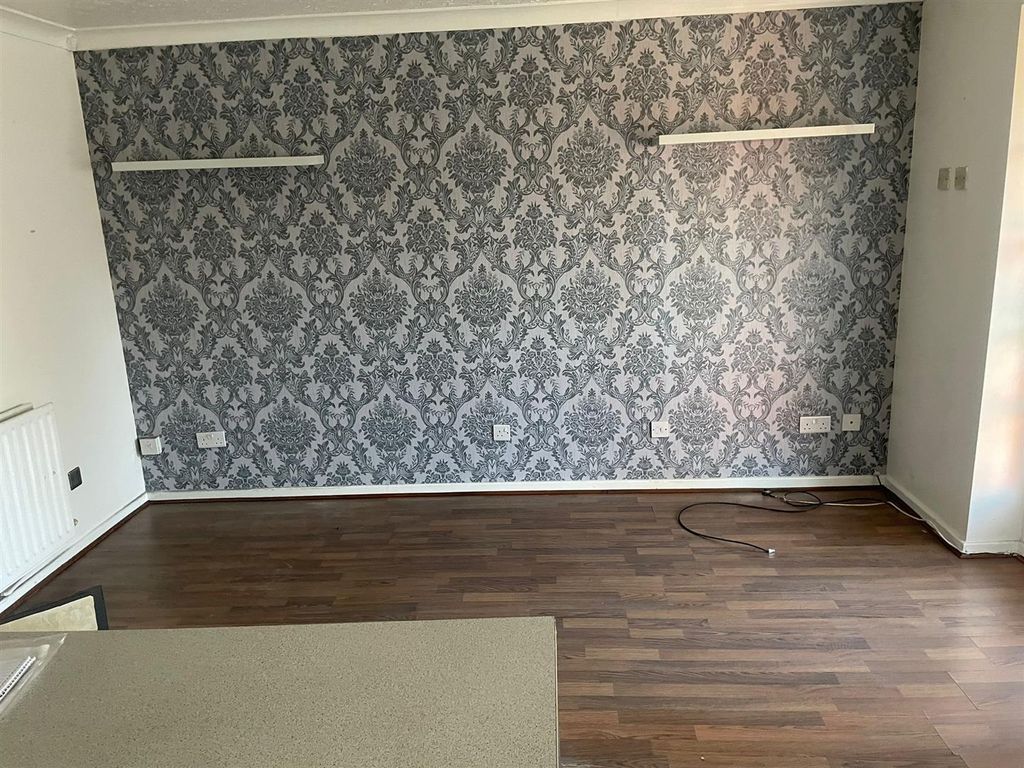 Property photo 2 of 6 9.Jpg