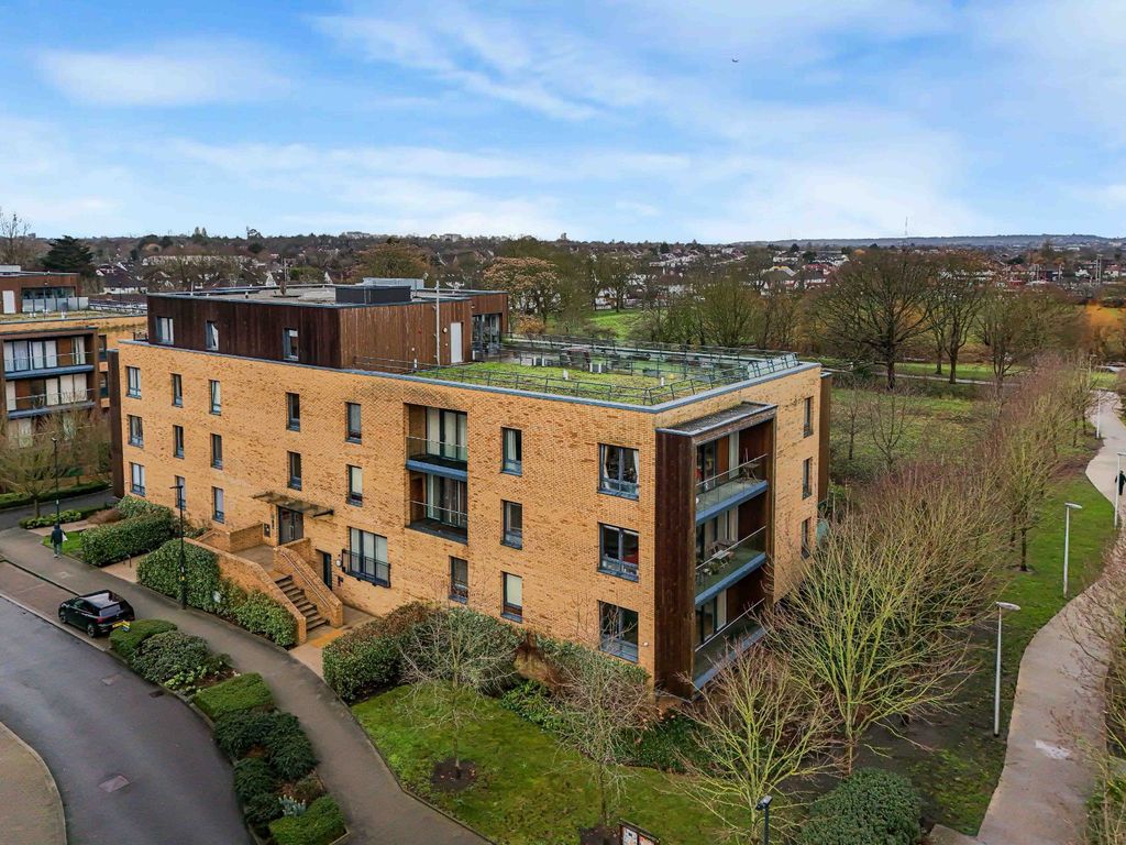 Property photo 1 of 25 Picture No. 09