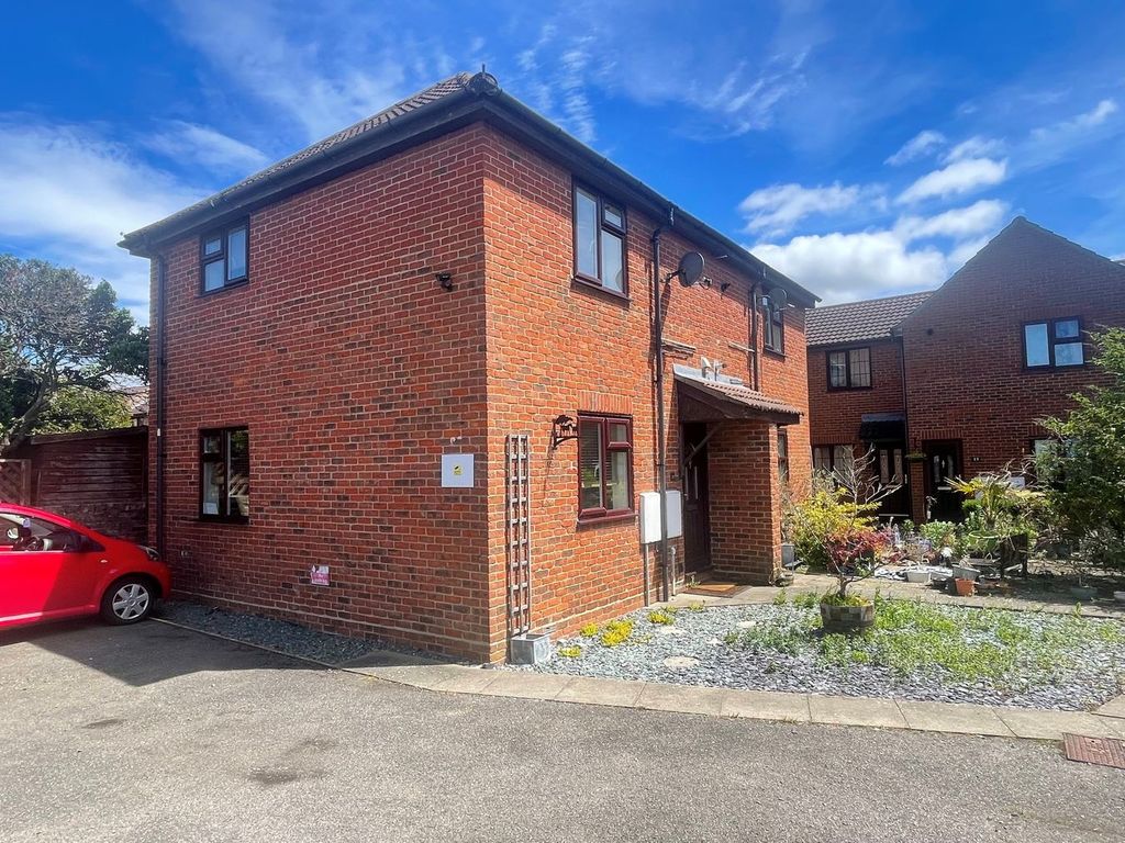 Property photo 1 of 6