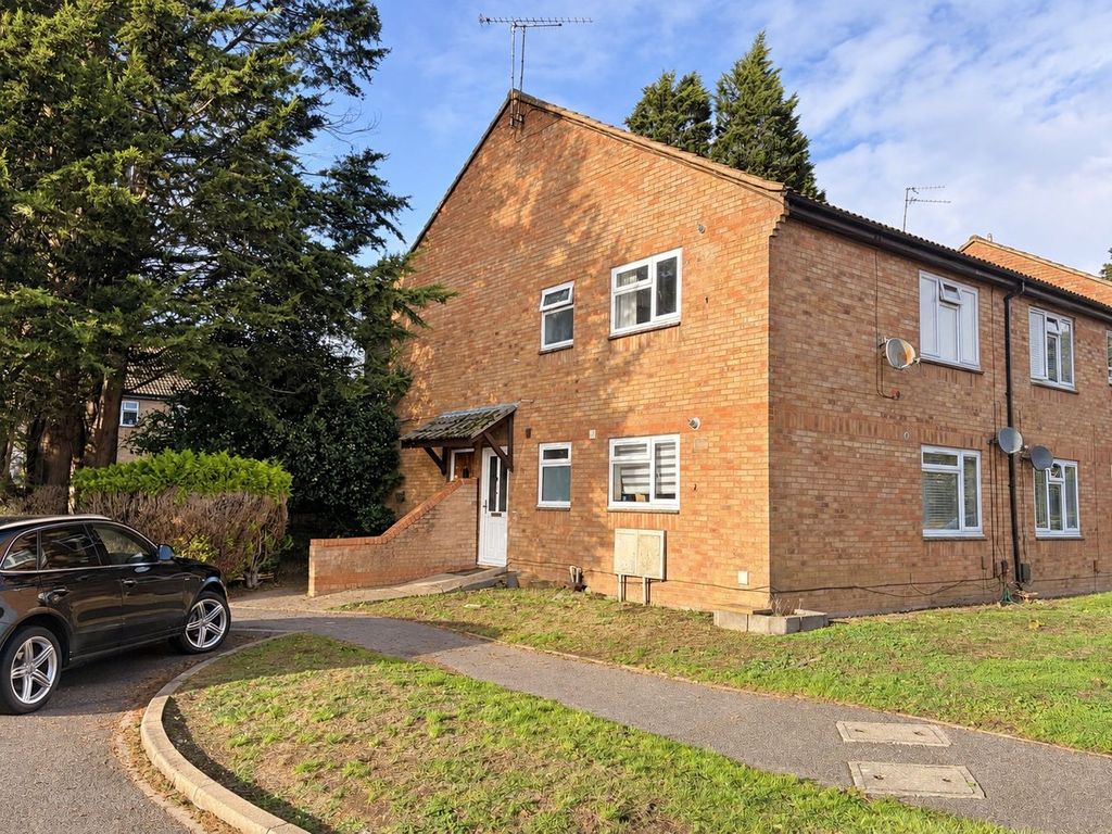 Property photo 1 of 12