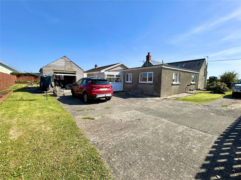 Property photo 2 of 18 Picture No. 21