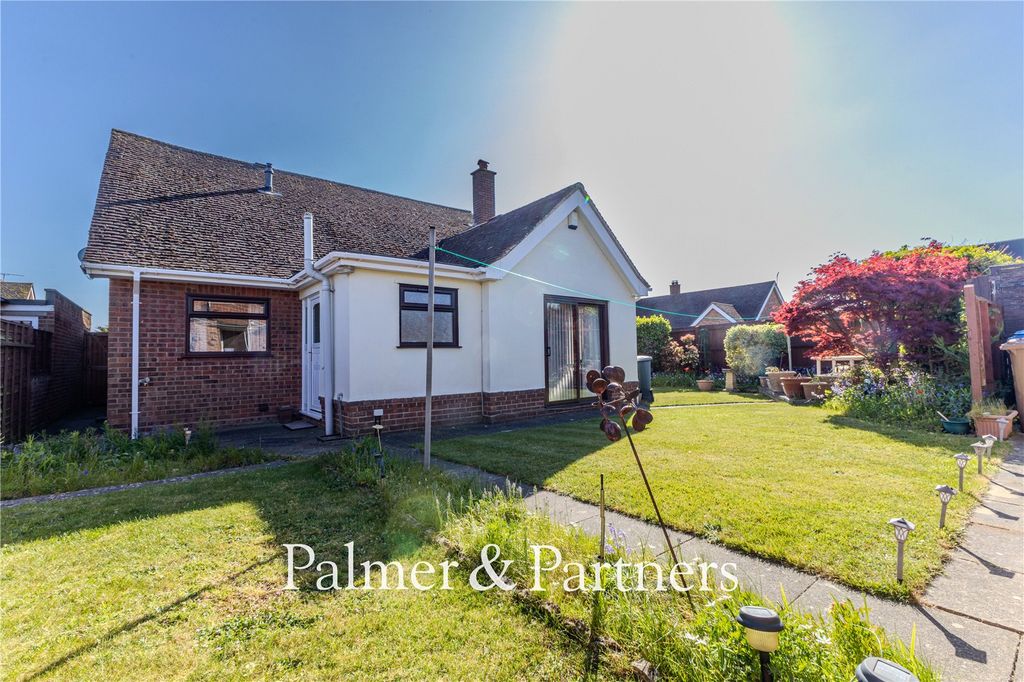 Property photo 2 of 25 Picture No. 24