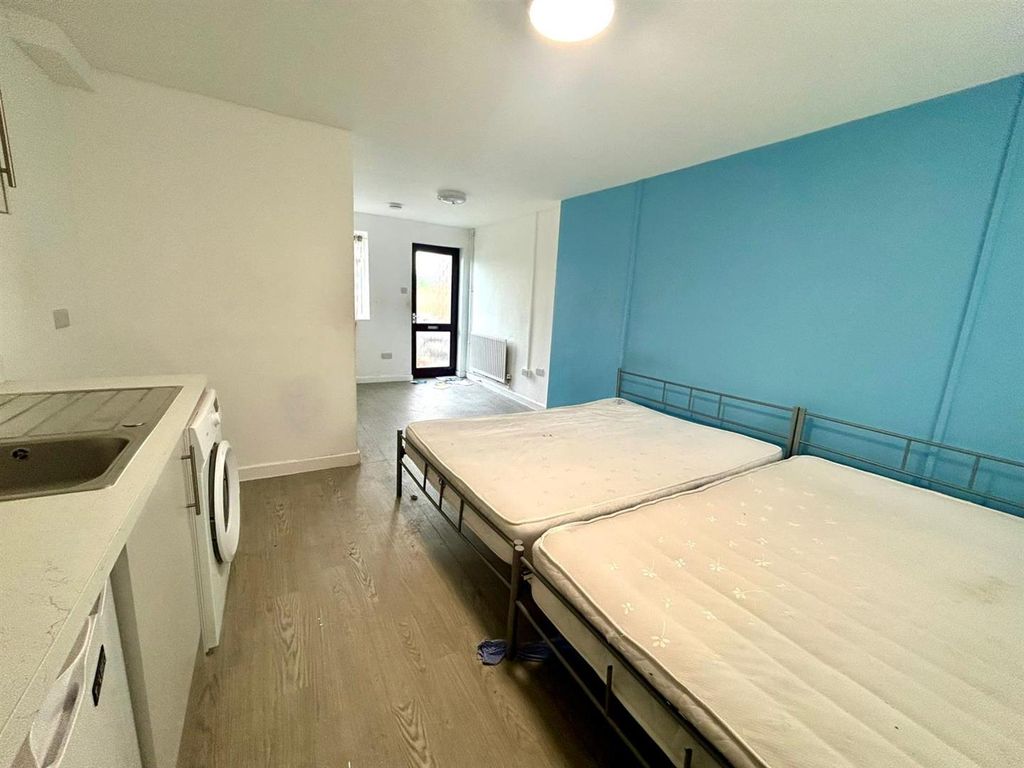 Property photo 3 of 6 Whatsapp Image 2025-11-19 At 12.10.04_Db3Cf3E6.Jpg