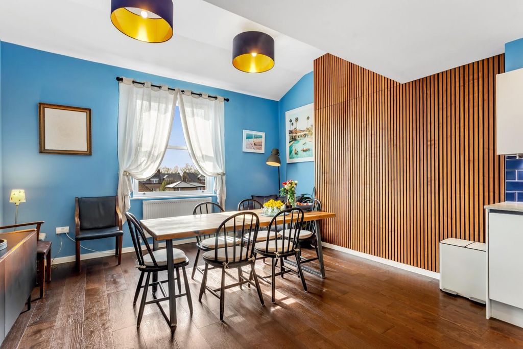 Property photo 1 of 14 Kitchen/Reception