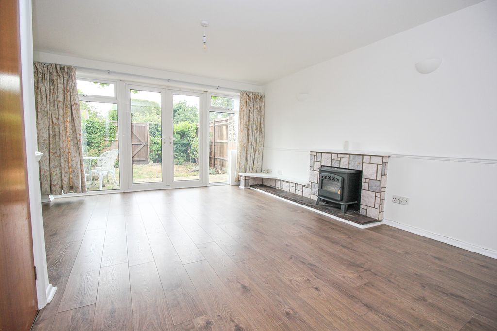 Property photo 2 of 13 Img_6810