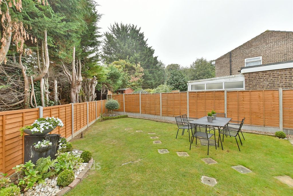 Property photo 2 of 14 Rear Garden