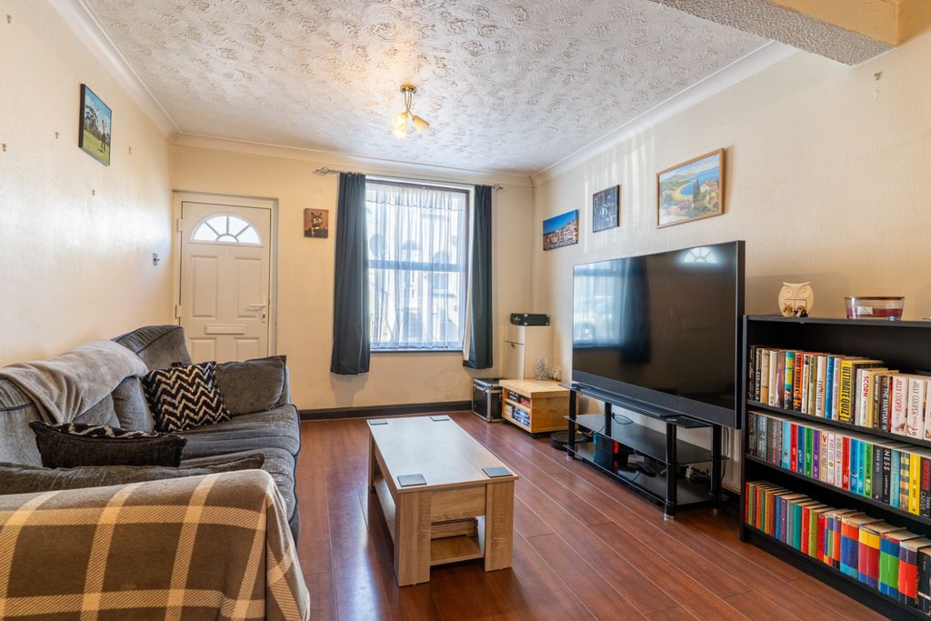 Property photo 1 of 14 5331930