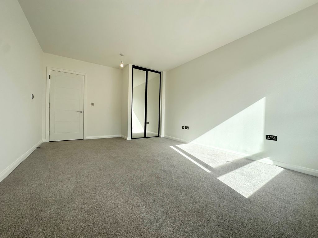 Property photo 3 of 4 Photo 2