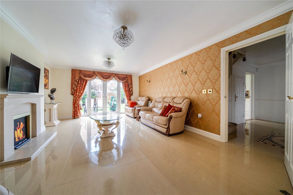 Property photo 3 of 82 Picture No. 69