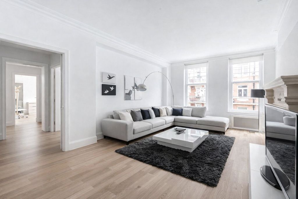 Property photo 1 of 10 Reception Room