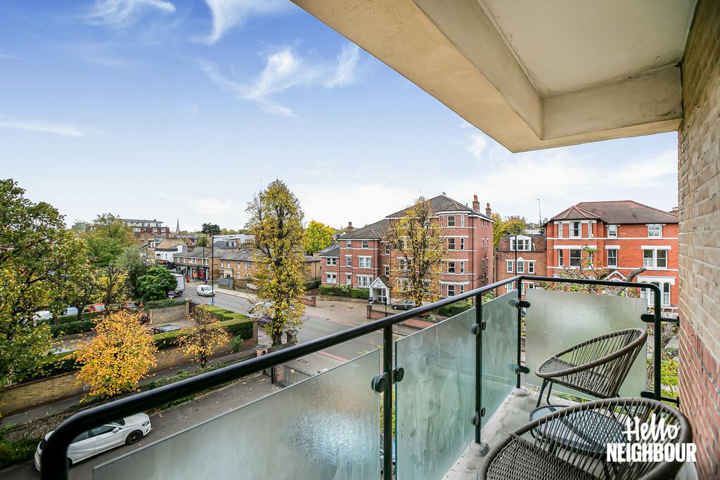 Property photo 3 of 18 Photo 2