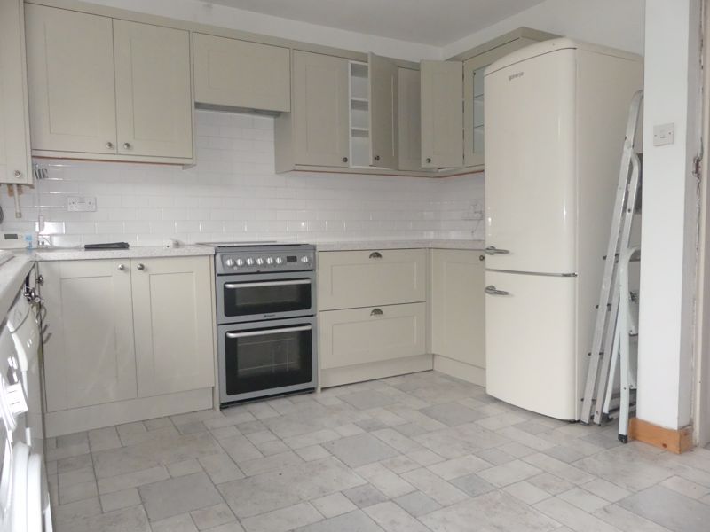 Property photo 3 of 12 Photo 9